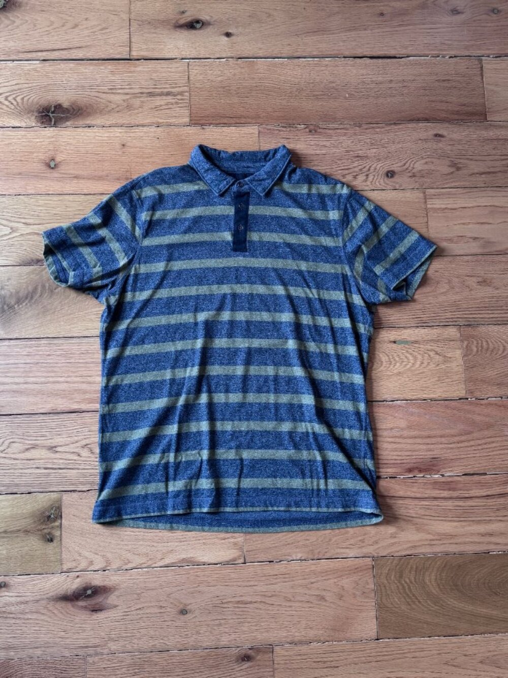 Banana Republic Gray & Green Striped Polo Shirt – Men’s Size XL